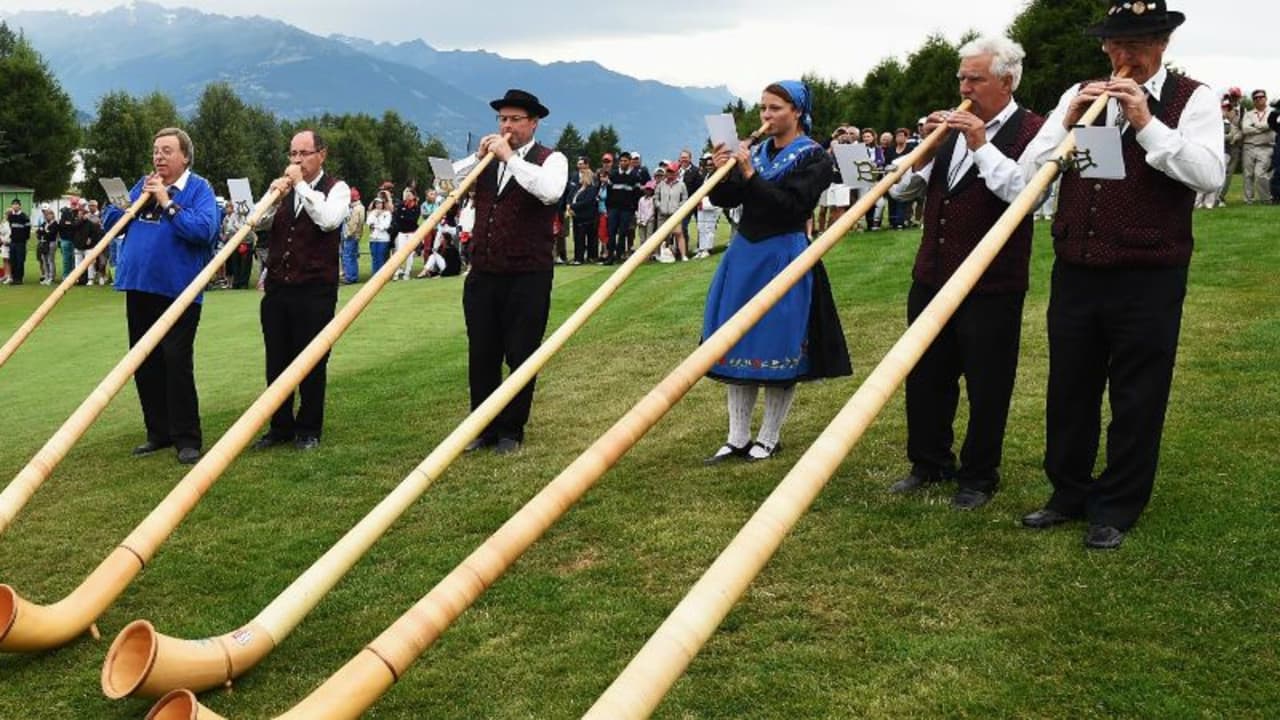 Im Schatten der Deutsche Bank Championship rufen die Alpen zum Omega European Masters. (Foto: Getty)