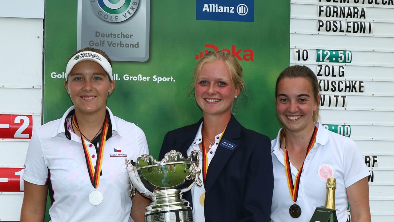 Die Medaillengewinnerinnen der IAM (v.l.n.r.): Maike Schlender, Sophie Hausmann und Marie Lunackova (Foto: DGV/stebl)