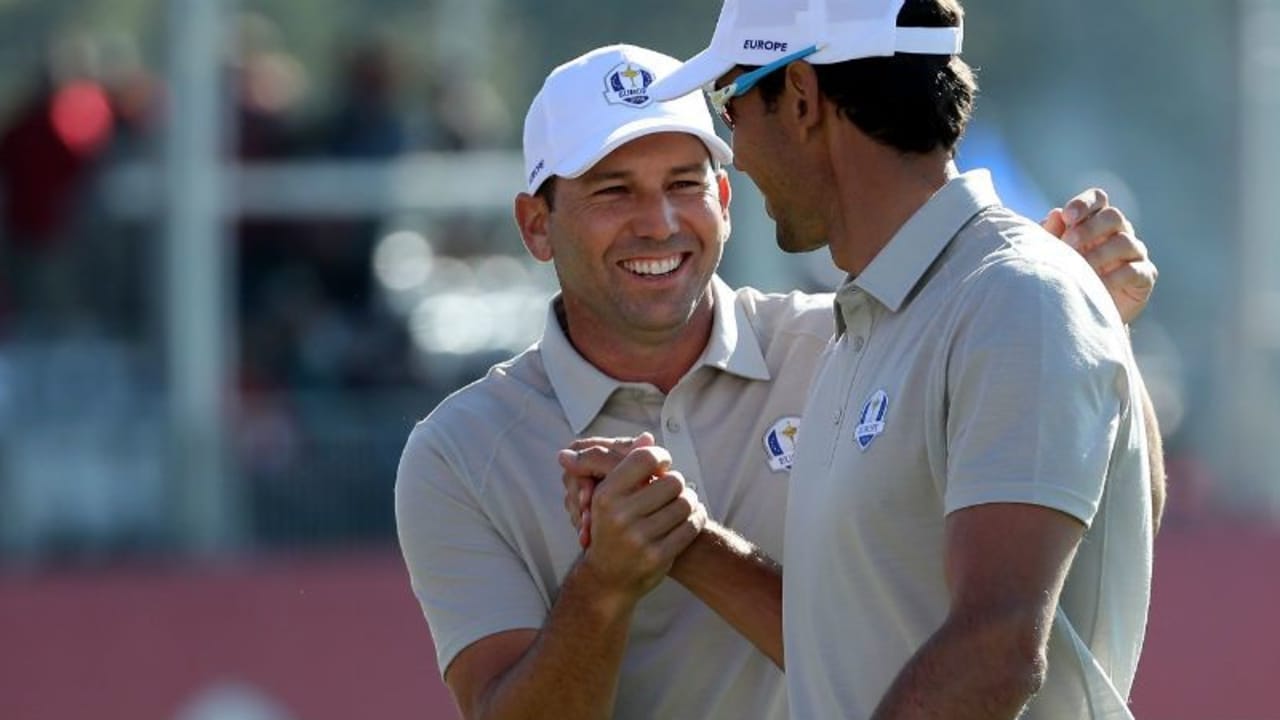 Sergio Garcia und Rafa Cabrera Bello sorgen für Euphorie bei Team Europa beim Ryder Cup 2016. (Foto: Getty)