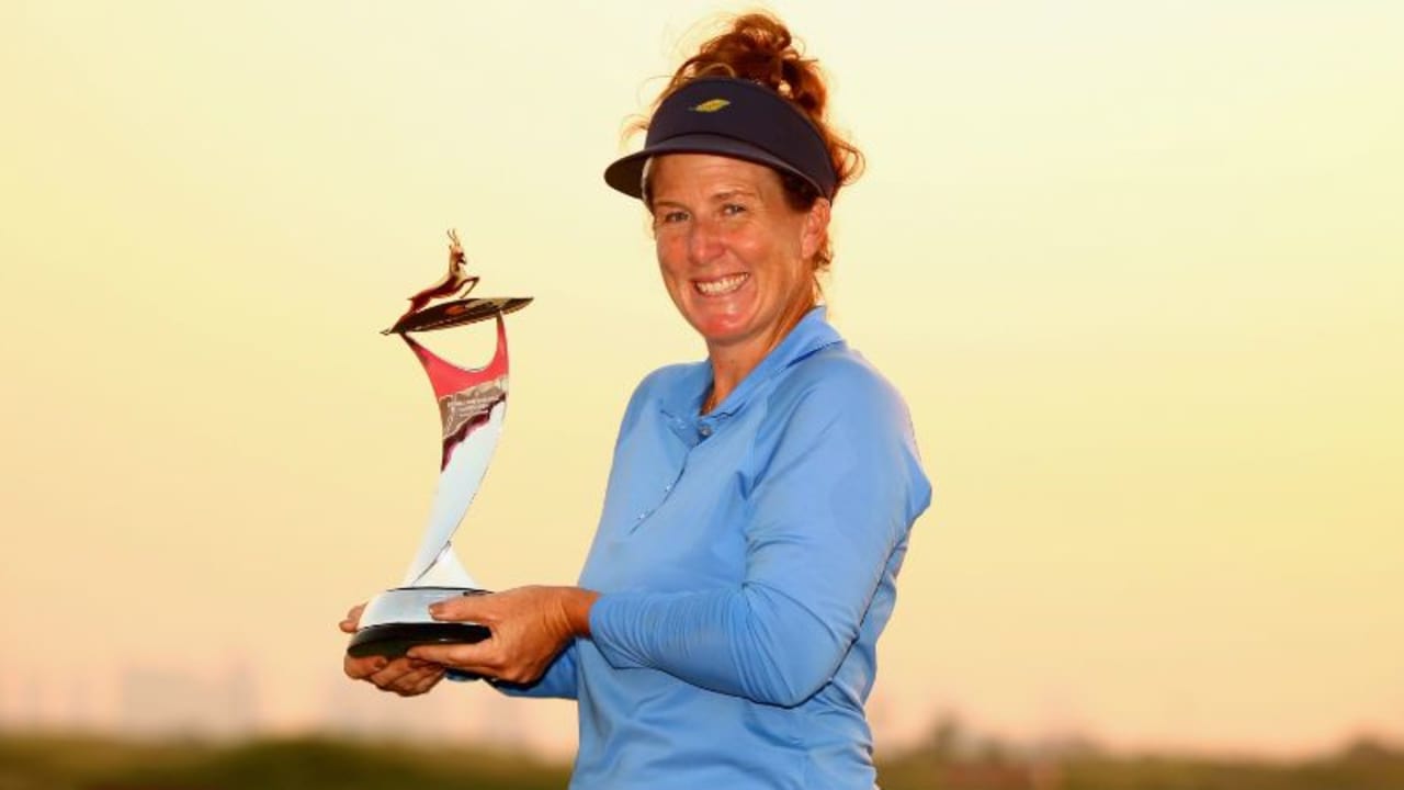 Beth Allen gewinnt die erste Ausgabe der Fatima Bint Mubarak Ladies Open. (Foto: Getty)