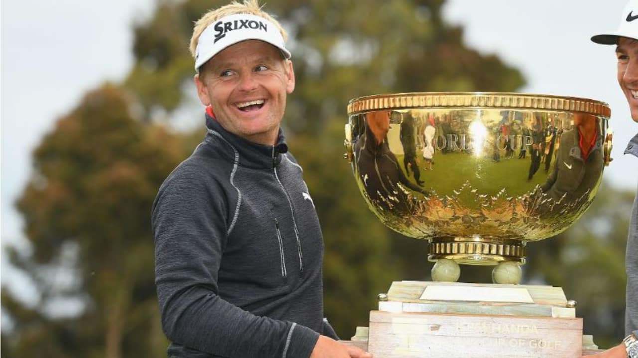 Die strahlenden Sieger: Thorbjörn Olesen und Sören Kjeldsen sicherten sich den World Cup of Golf - das erste Mal triumphierte Dänemark. (Foto: Getty)