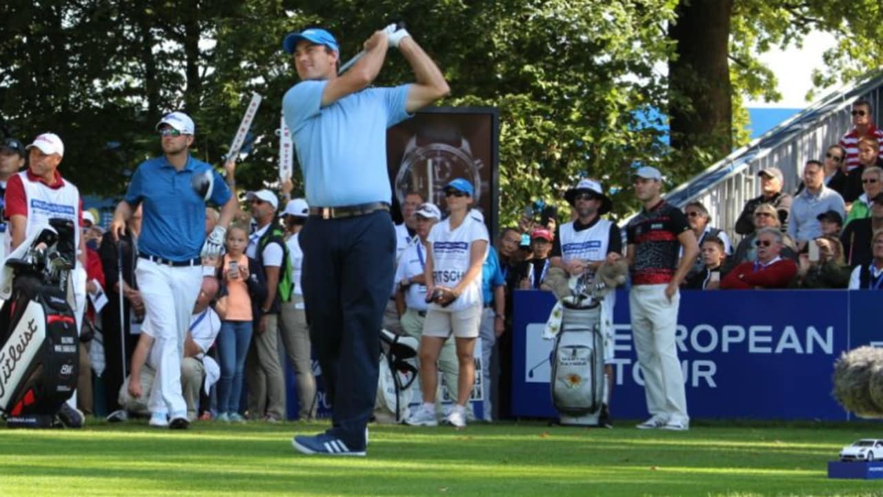 Ein Highlight des Jahres 2016: Florian Fritsch (VG) spielte am Finaltag der Porsche European Open mit Martin Kaymer (r) und Bernd Wiesberger im vorletzten Flight. (Foto: Golf Post)