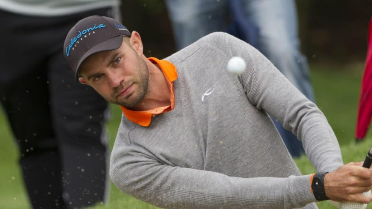 Hatte an der Südküste von China zu kämpfen: Bernd Ritthammer lässt sich bei der UBS Hong Kong Open Luft nach oben. (Foto: Getty)