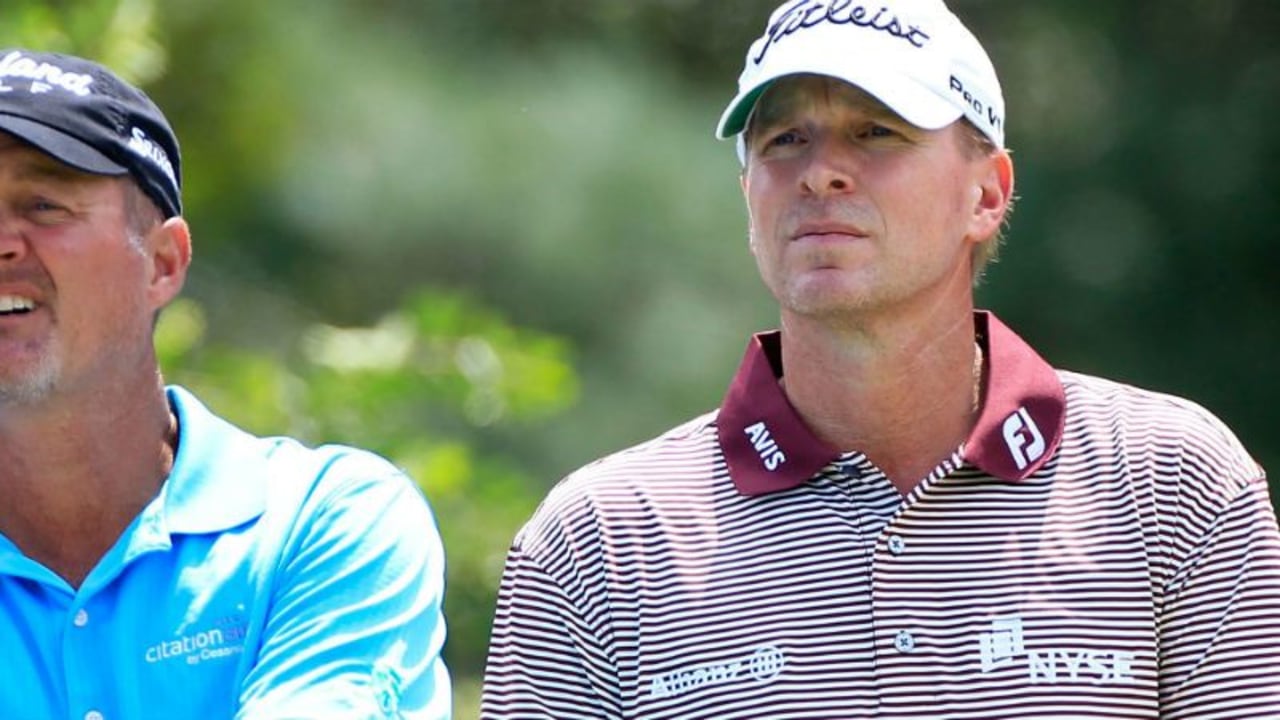 Jerry Kelly und Steve Stricker kennen sich seit gefühlten Ewigkeiten. Beim Franklin Templeton Shootout stehen sie nach dem Auftakt gemeinsam an der Spitze. (Foto: Getty)