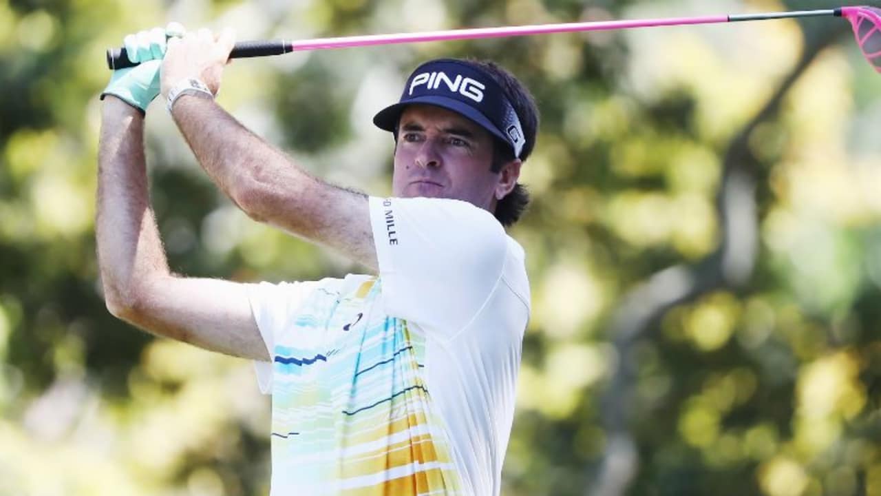 Bubba Watson wird neben seinem pinken Ping Driver in der Saison 2017 voraussichtlich auch Pinke Golfbälle von seinem neuen Ausrüster Volvik spielen. (Foto: Getty)