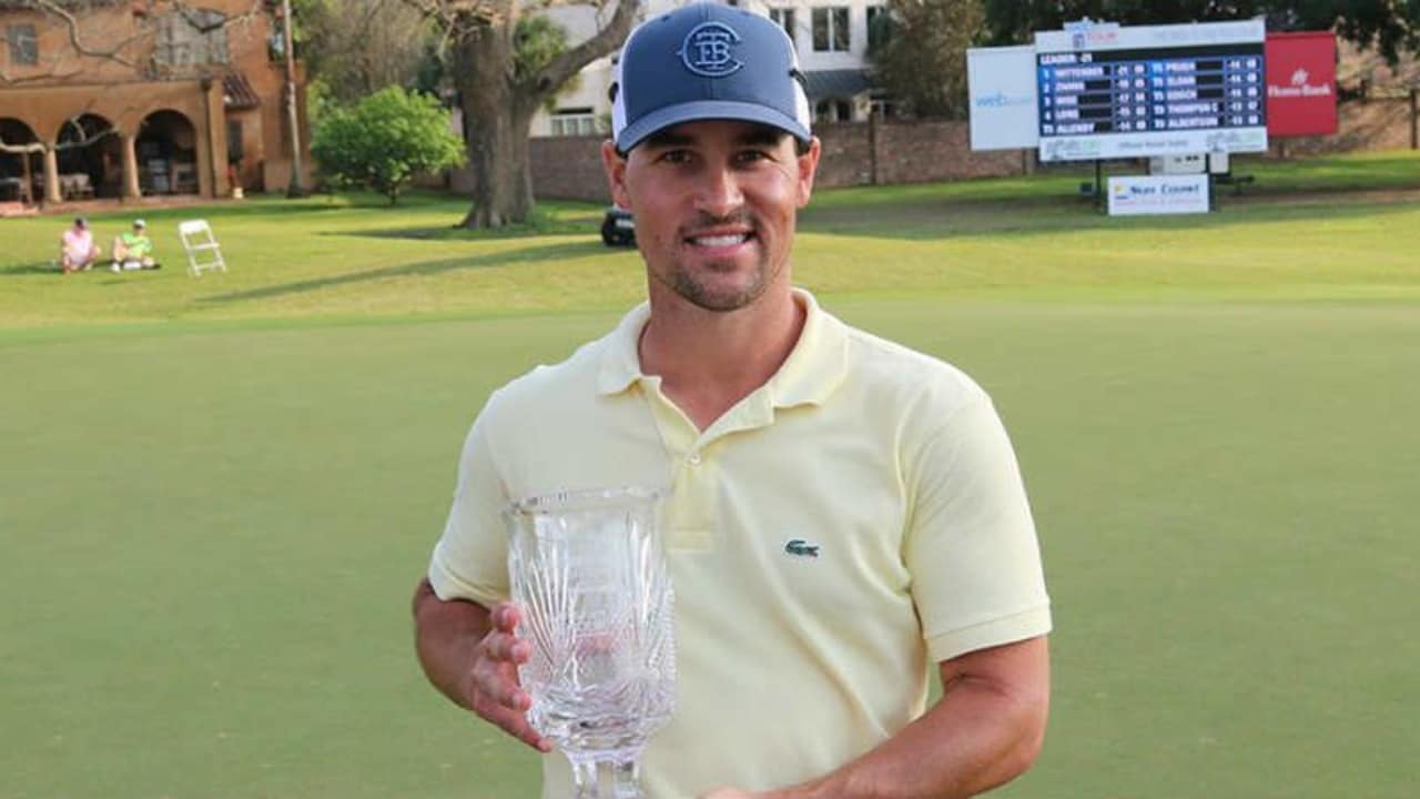 Nach fünf Jahren ohne Sieg kann Casey Wittenberg bei der Chitimacha Louisiana Open wieder strahlen. (Foto: Twitter/WebDotComTour)