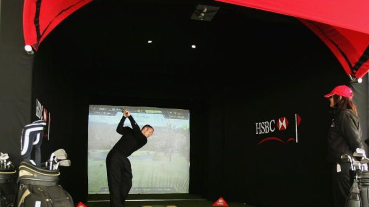 So kann ein Golfsimulator aussehen. Dieser steht in England. (Foto: Getty)