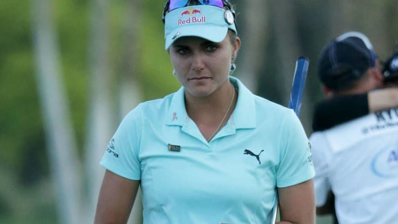 Der Moment der Enttäuschung. Lexi Thompson (USA) verliert nach vier nachträglich auferlegten Strafschlägen das Stechen bei der ANA Inspiration.