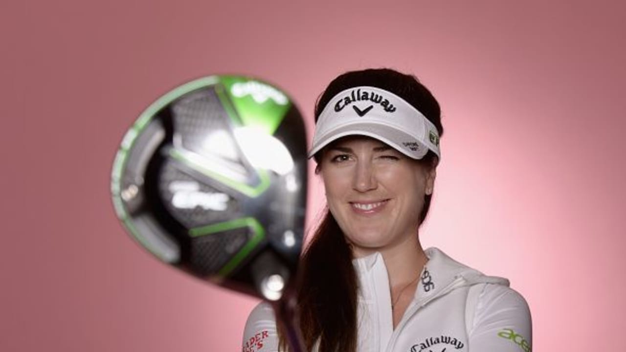 Sandra Gal ist ein echtes Allroundtalent. Neben dem Golfen malt und singt sie gerne.