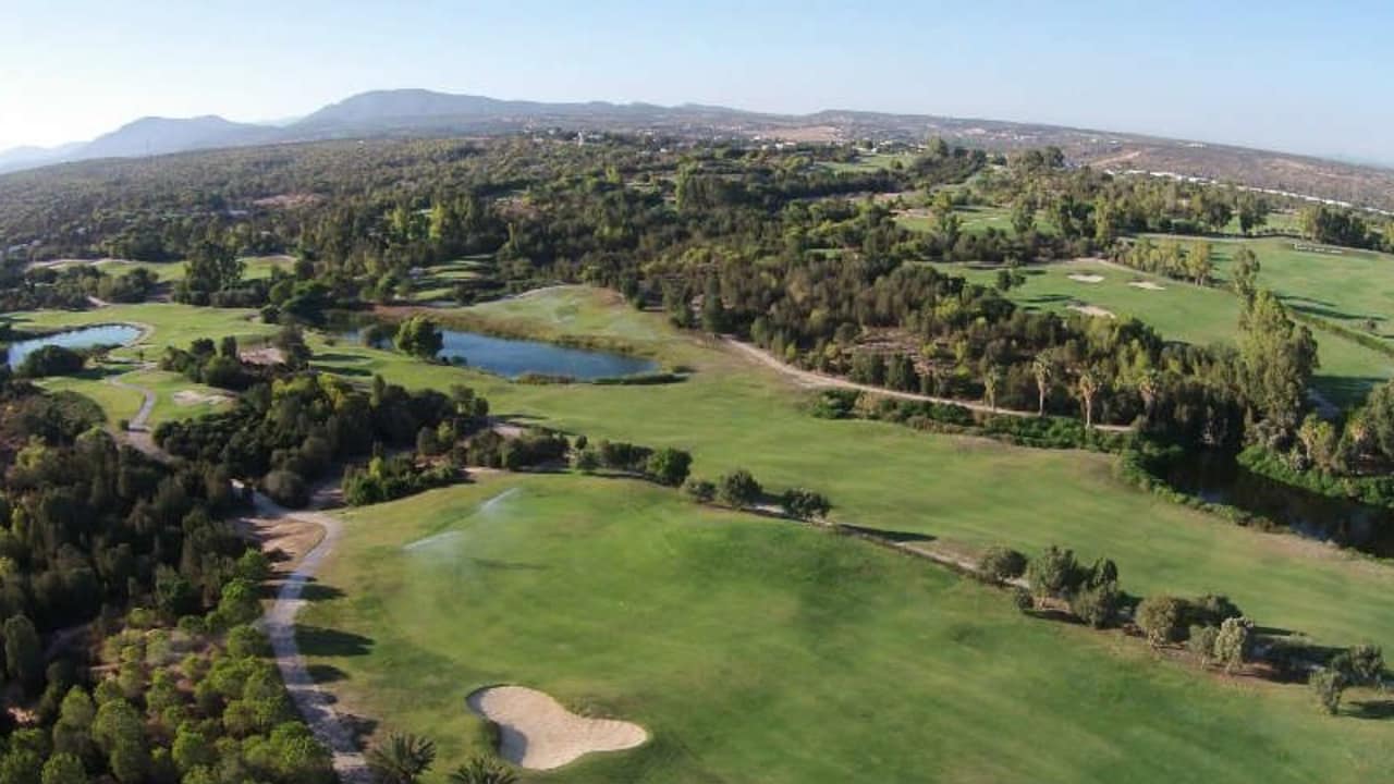 Golf Citrus besteht aus zwei 18-Loch-Plätzen und ist die bekannteste Golfanlage in Tunesien.