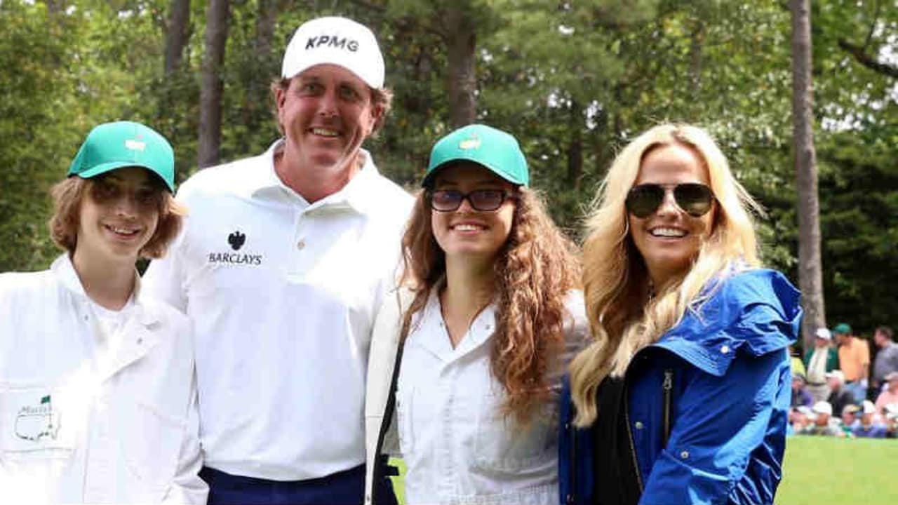 Phil Mickelson verpasst die US Open um bei der Abschlussfeier seiner Tochter dabei zu sein. (Foto: Getty)