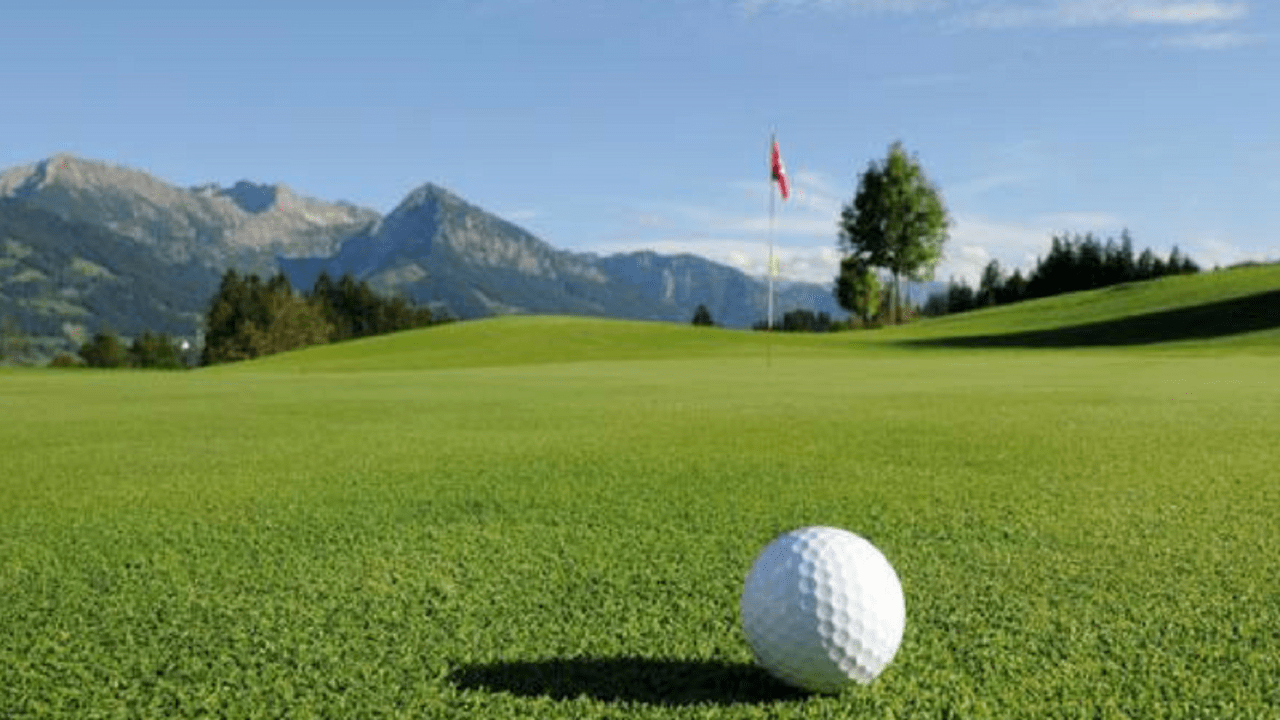Hier zu sehen: Der Kurzplatz Gundelsberg. (Foto: Golf Resort Sonnenalp Oberallgäu)