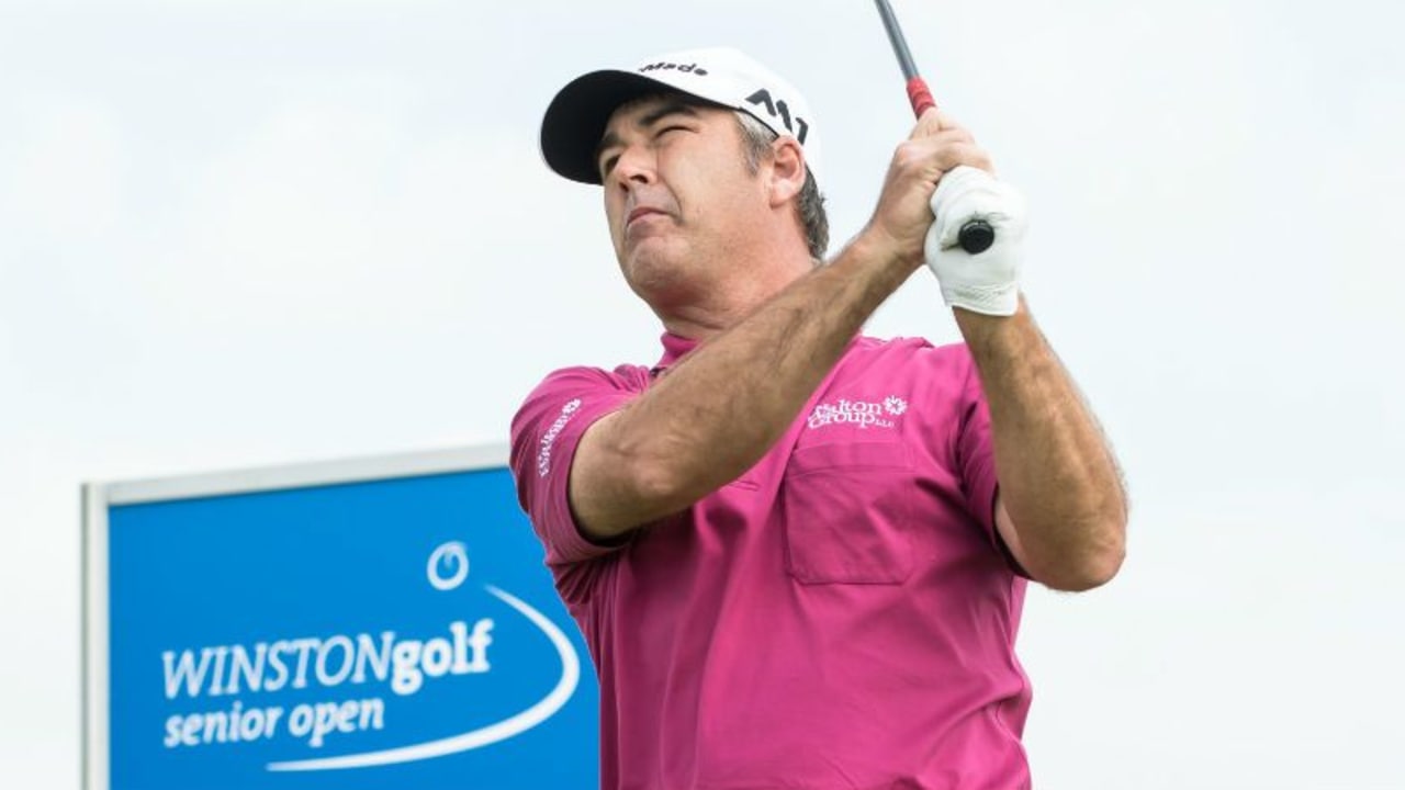 Nach dem Platzrekord überzeugte Clark Dennis auch am zweiten Tag der WINSTONgolf Senior Open. (Foto: Stefan von Stengel)