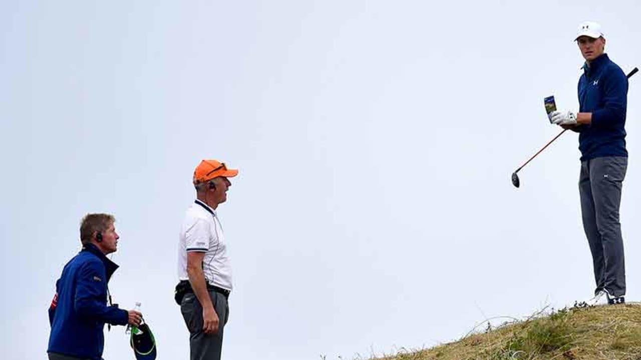 Jordan Spieth auf Abwegen. Im Finale der British Open brauchte er einen lauten Knall, um den Sieg zu sichern. (Foto: Getty)