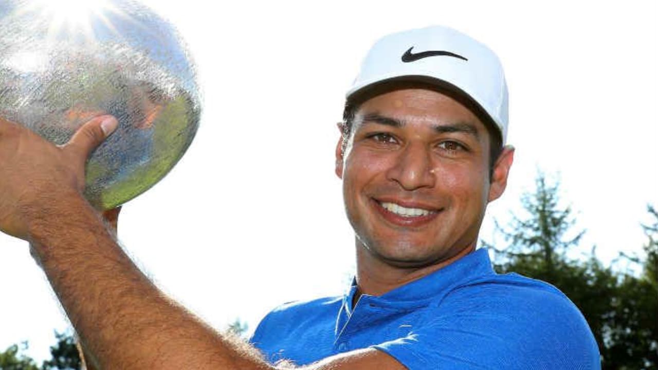 Julian Suri strahlt mit seinem Pokal um die Wette nach seinem Sieg bei der Made in Denmark 2017. (Foto: Getty)