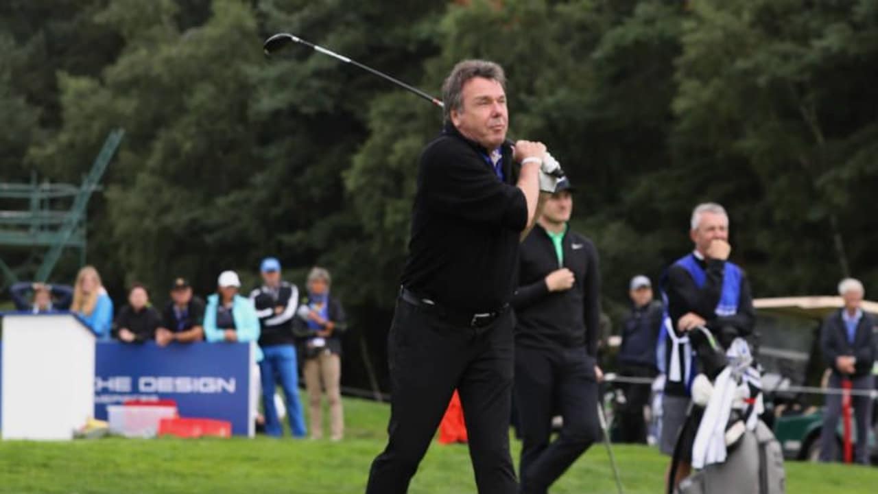Heribert Bruchhagen nimmt sich seine Zeit zum Golfen. (Foto: Getty)