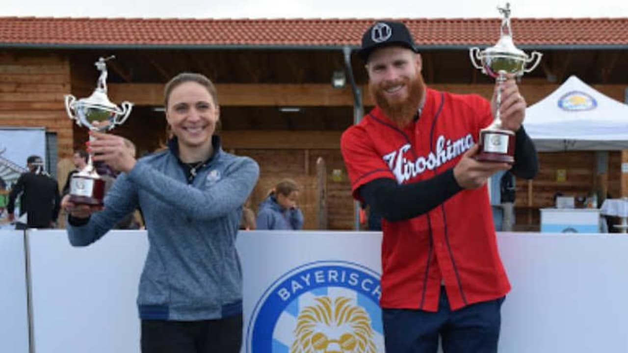 bayerische Long drive Championship Theresa Reil (249 Meter) und Martin Borkmeier (324 Meter) sind Bayerische Meister. (Foto: Münchener GC)