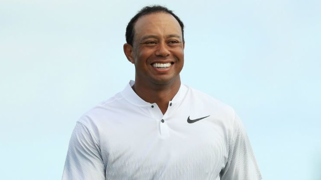 Tiger Woods strahlt nach der zweiten Runde der Hero World Challenge. (Foto: Getty)