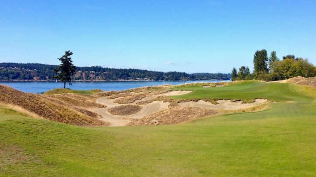 Raue Golfschönheit im pazifischen Nordwesten der USA: Chambers Bay mit seiner