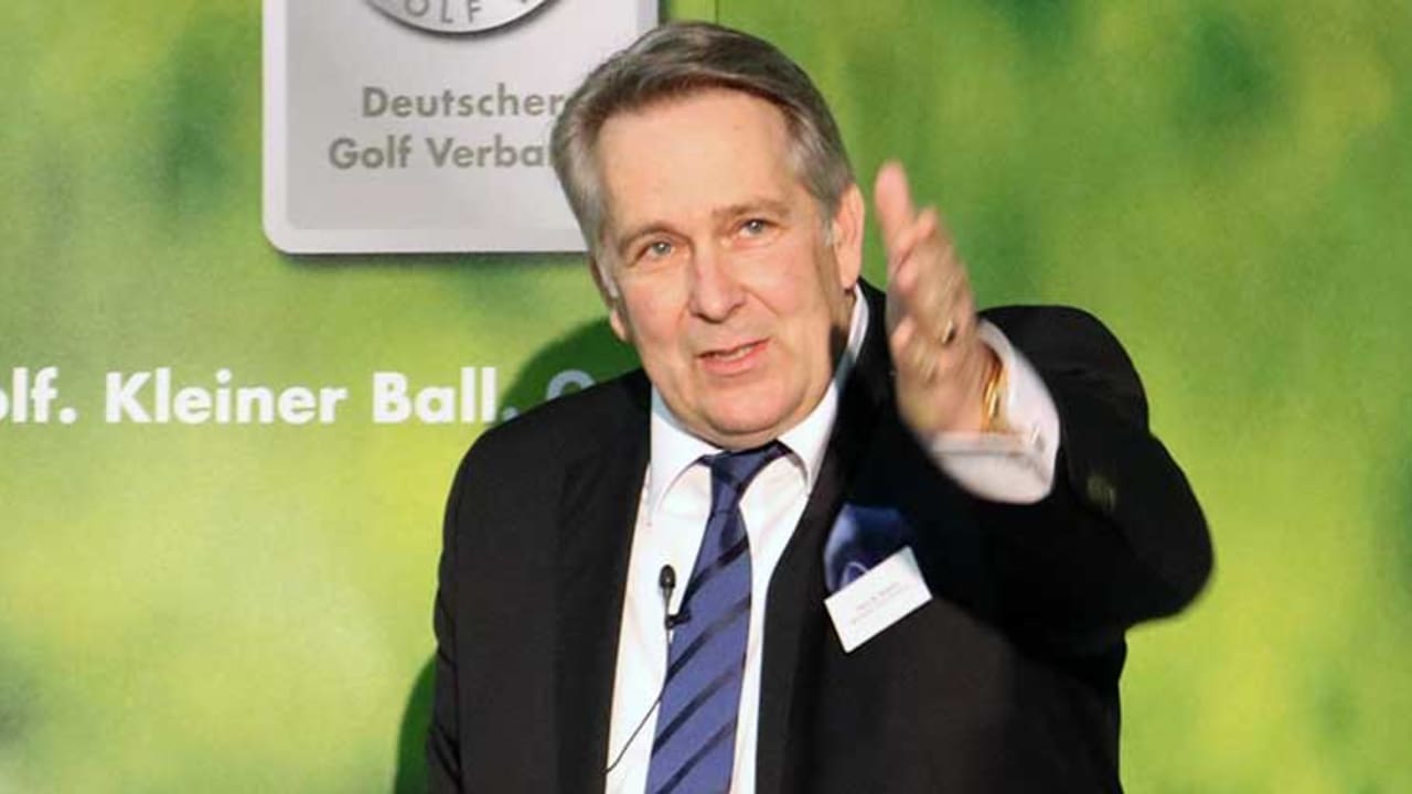 Claus Kobold, Präsident des Deutschen Golf Verbandes, auf der Jahrespressekonferenz in Suttgart. (Foto: Golf Post)