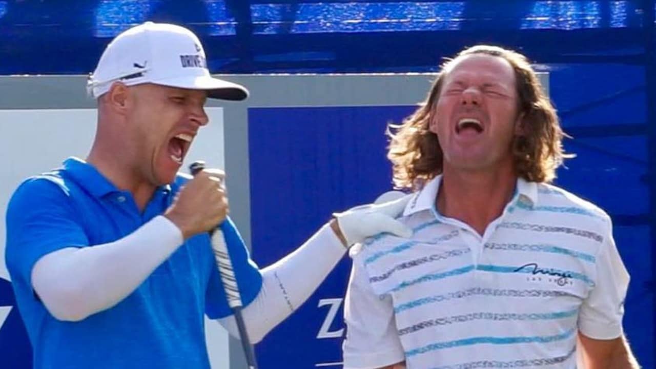 Alex Cejka und Ben Crane liefern eine Show zu ihrer Walk-Up Musik auf der PGA Tour. (Foto: instagram.com/@pgatour)