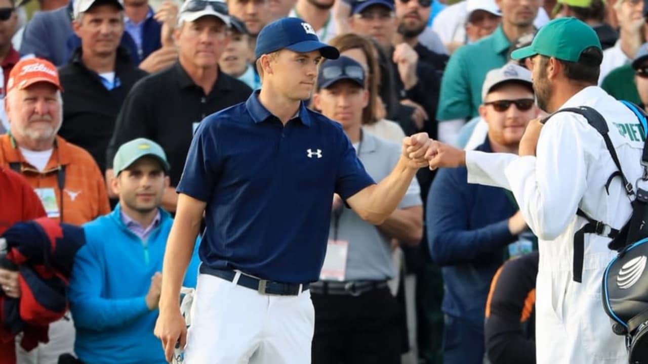 Jordan Spieth führt nach dem ersten Tag des US Masters. (Foto: Twitter.com/UAGolf)