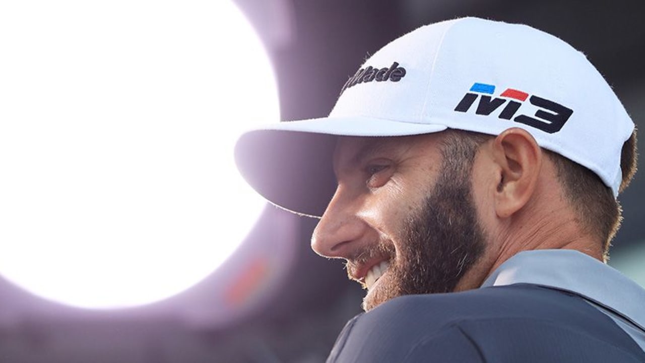 Dustin Johnson geht seinen Weg. Bei der US Open 2018 ist er nach zwei Runden erster Titelaspirant. (Foto: Getty)