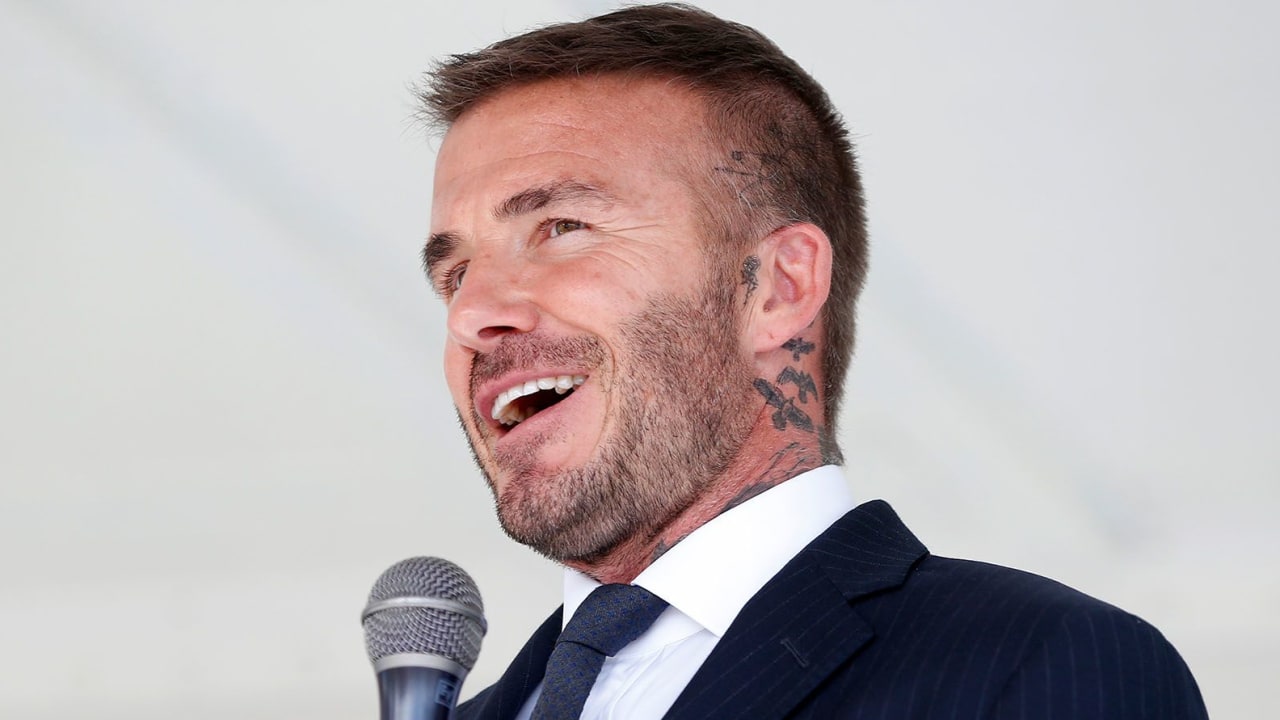 David Beckham Fußball Stadion auf Golfplatz