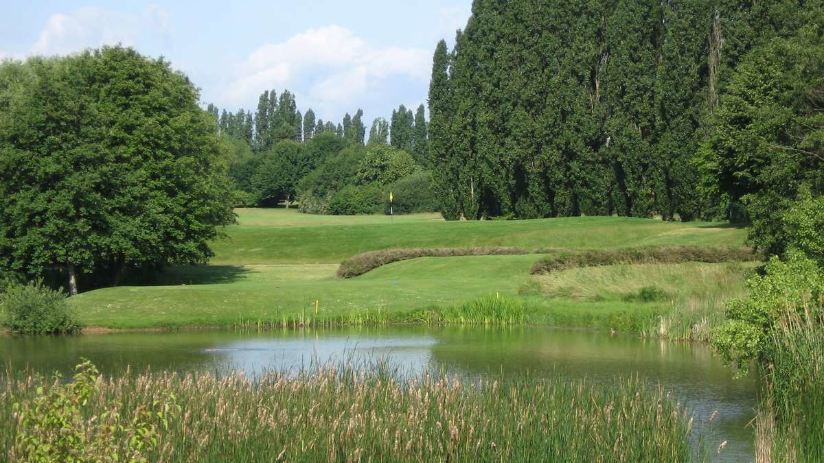 Golfplatz in Wiesbaden-Delkenheim