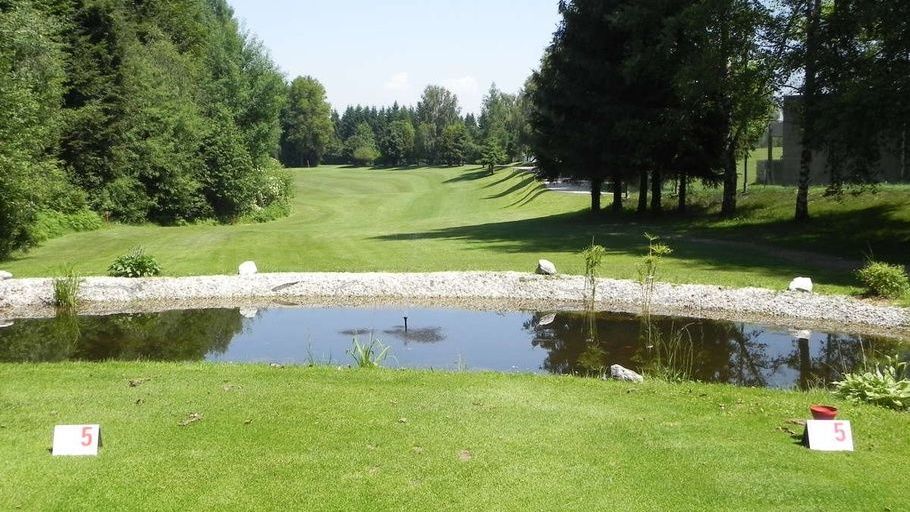 Erfolgreicher Platzreifekurs im Golfclub Sonnberg Erfolgreicher Platzreifekurs im Golfclub Sonnberg