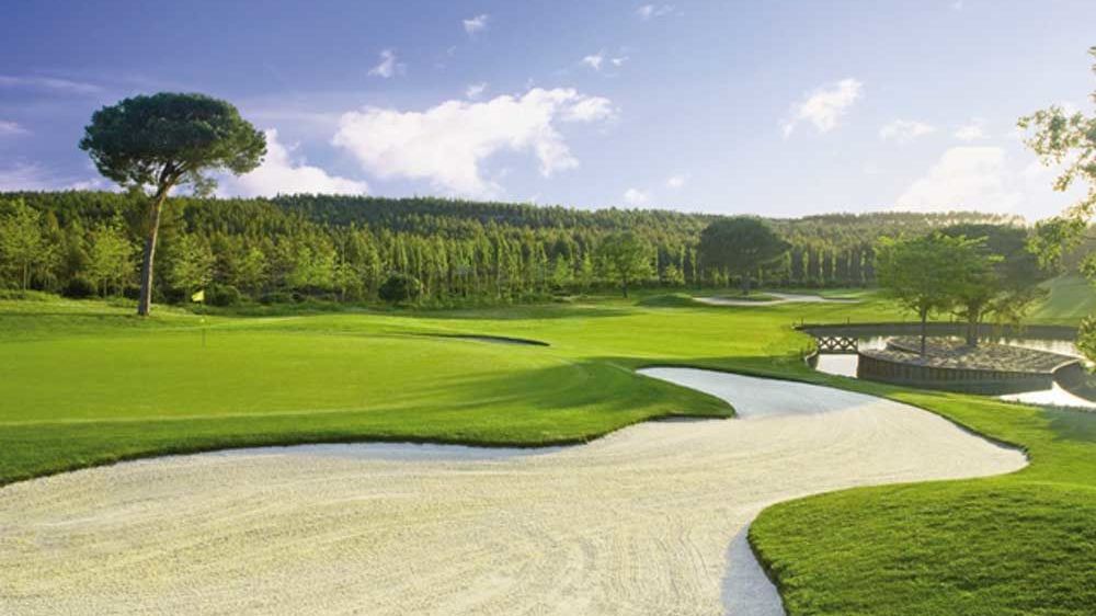 Golden Eagle Residence & Golf Resort