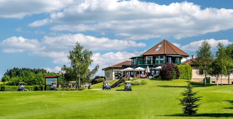 Diamond Country Club