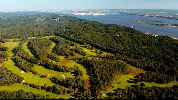 Der Hamburger Golf Club Falkenstein ist wunderschön eingebettet. (Foto: Instagram.com/bunkeredonline)