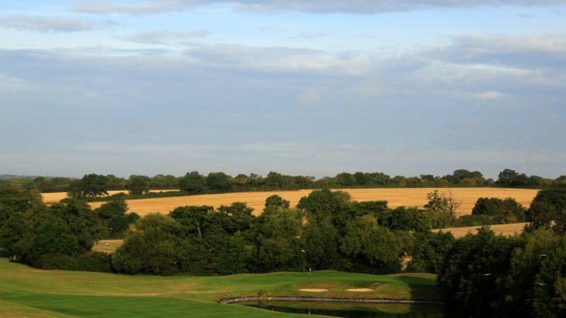 European Tour: Englishman Andy Sullivan posted a opening round 66 and currently sits 0 shots off the lead.
