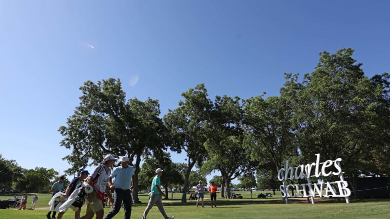 Windy first round in Texas at the Charles Schwab Challenge 2022.