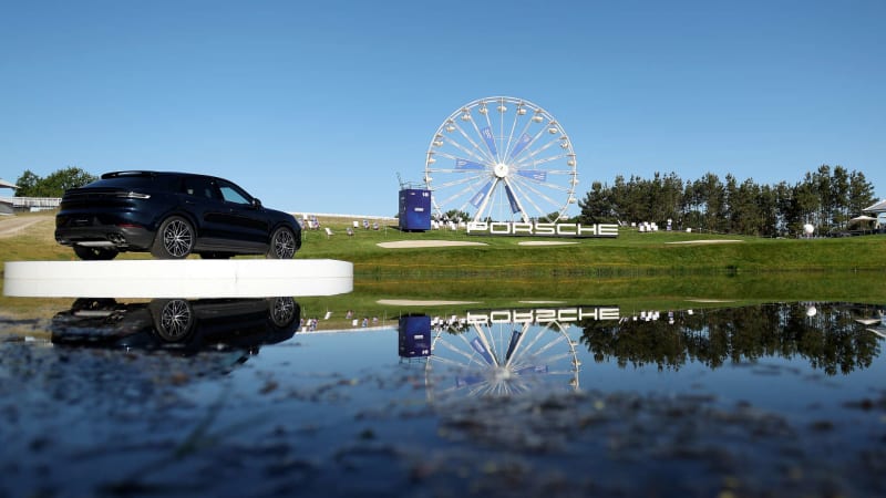 Moving Day in Hamburg