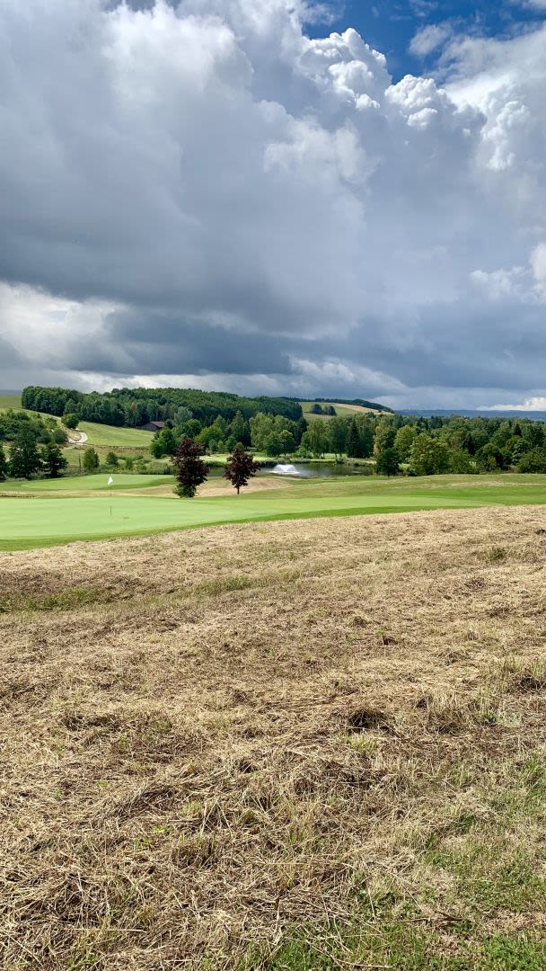 Der Ausblick über den East Course kurz vor dem Platzregen.