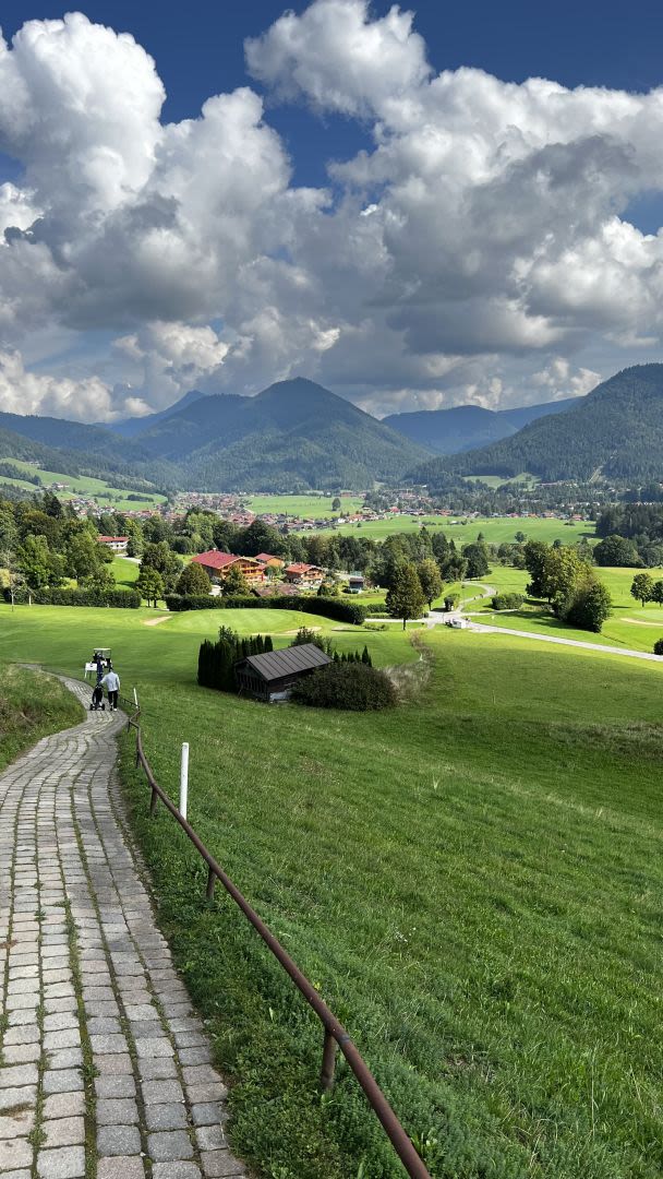 Das Grün der 12 kommt näher 