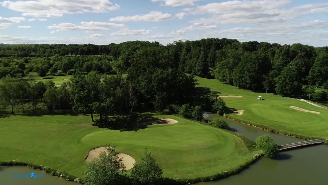 Golf du Château d'Avoise