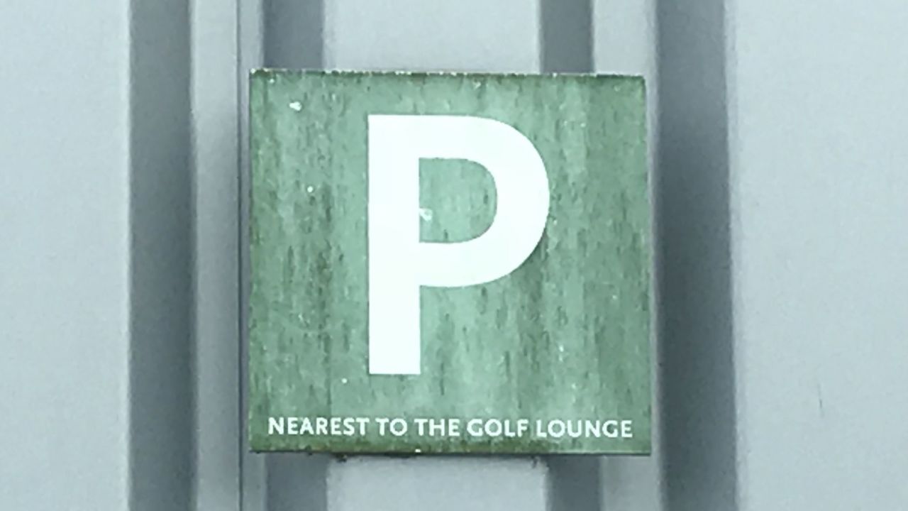 Golf Lounge Resort