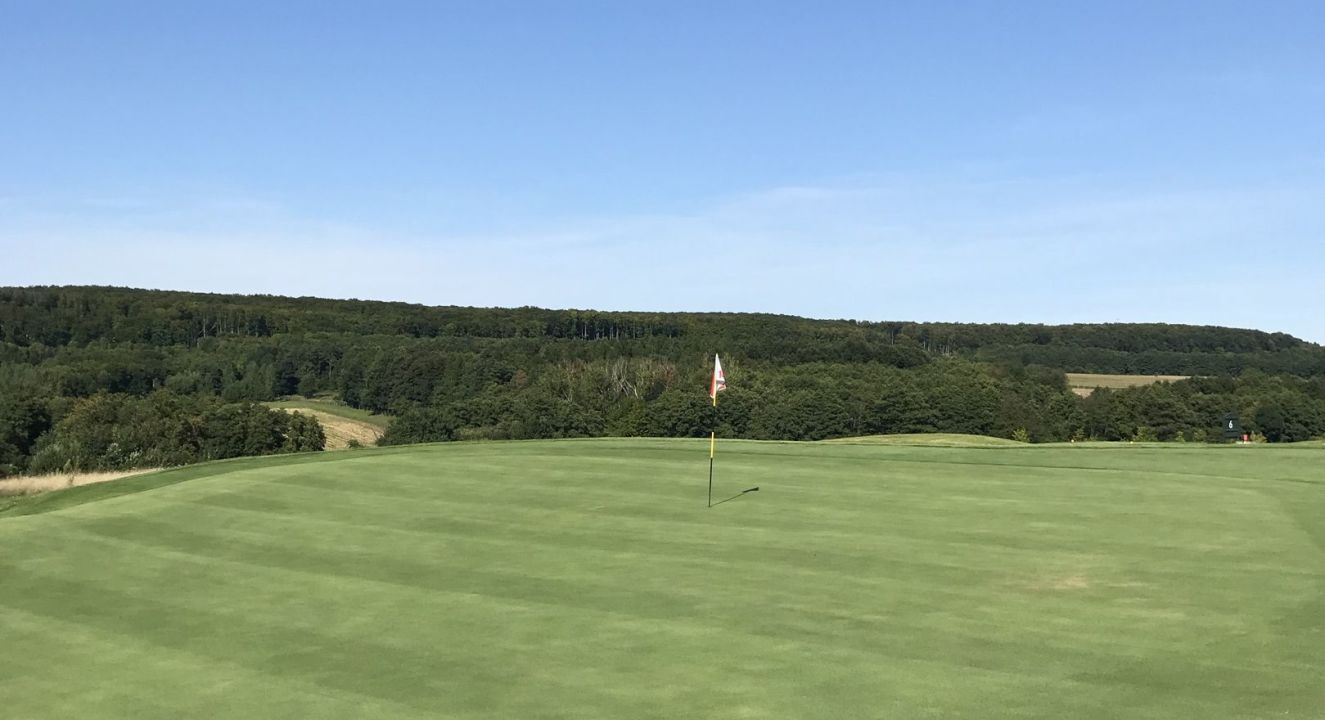 Forest Hills Golf & Country Club