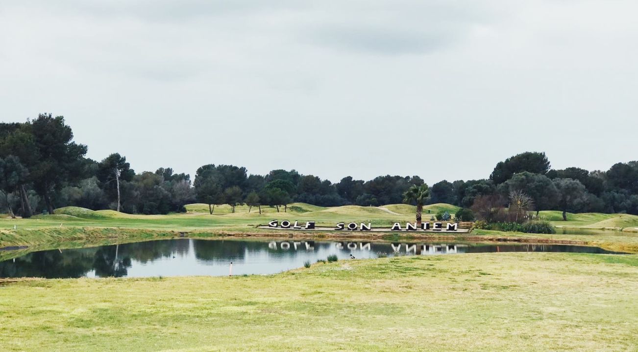 Golf Son Antem Este
