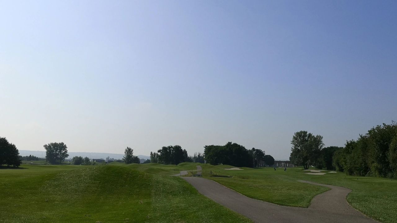 Diamond Country Club