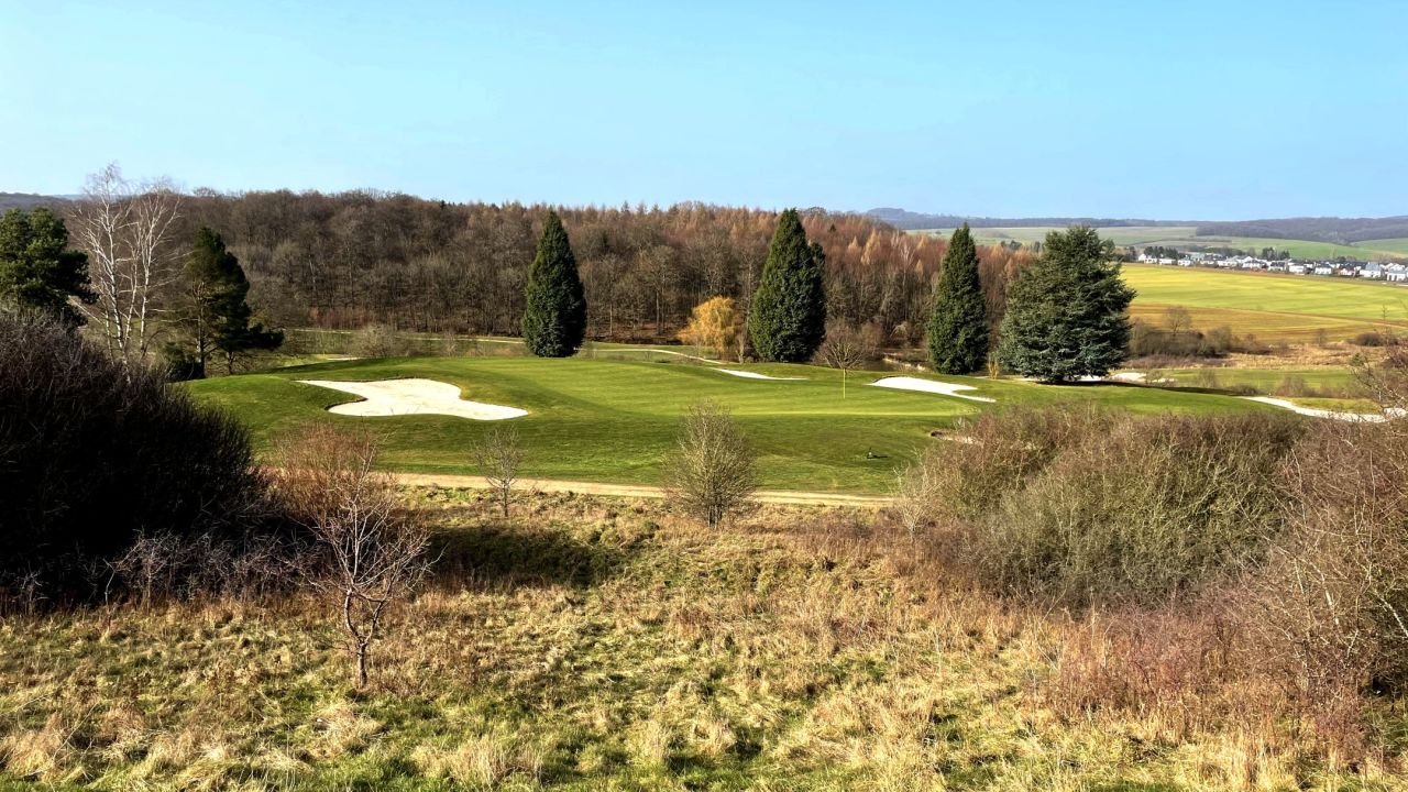 Kikuoka Country Club