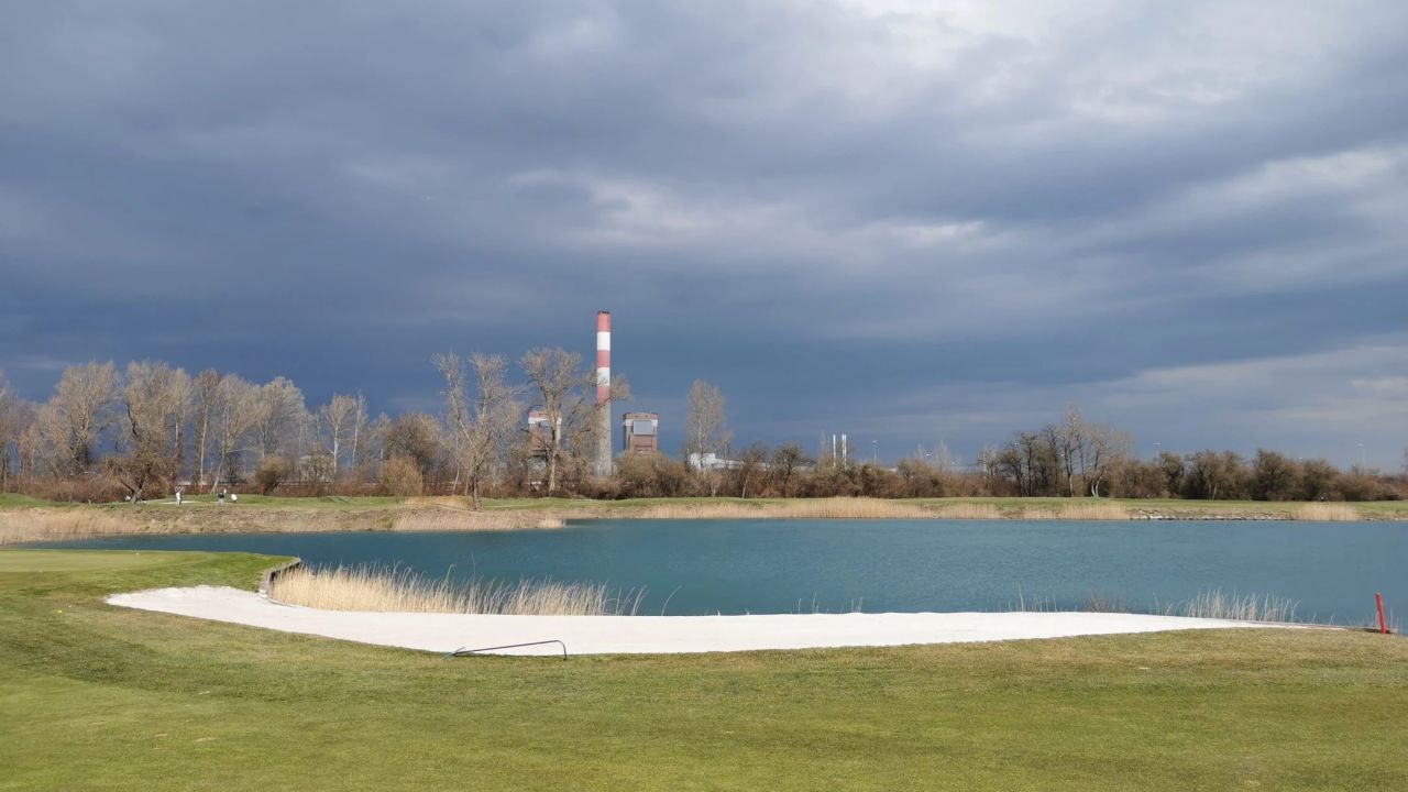 Diamond Country Club