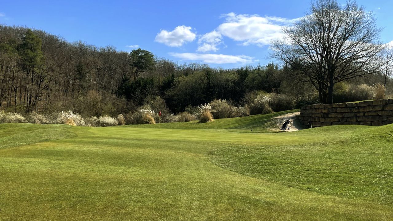 Kikuoka Country Club