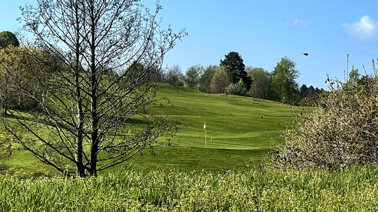 Kikuoka Country Club