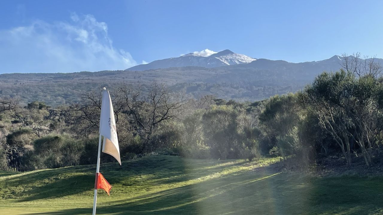 Sicilia's Picciolo Etna Golf Club