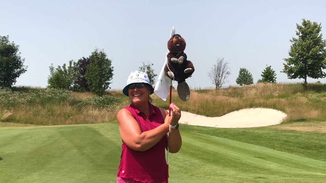 Mein erstes Hole In One😅💪🏽🏌️♀...