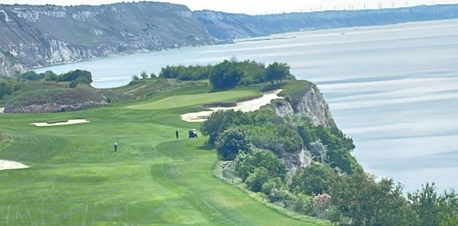 Thracian Cliffs Resort